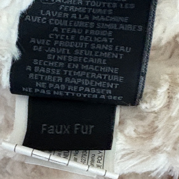 Jessica Simpson Black Sherpa Lined Puffer Coat with Faux Fur Trim Size 1X - Picture 10 of 11